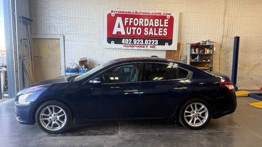 2009 NISSAN Maxima