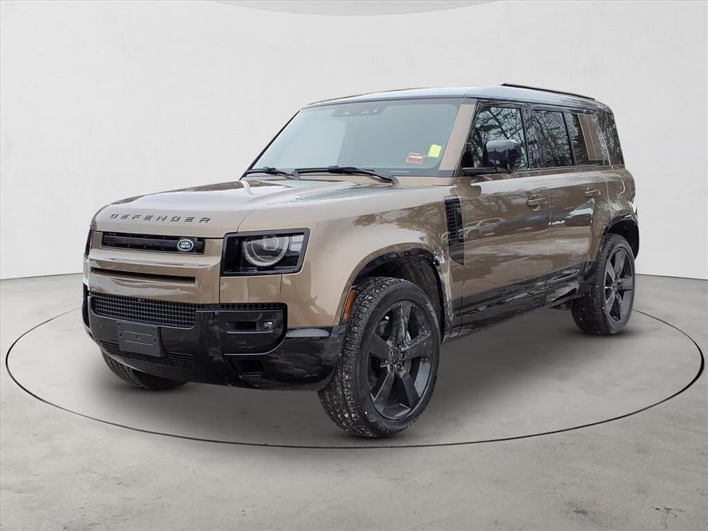 2026 LAND ROVER Defender