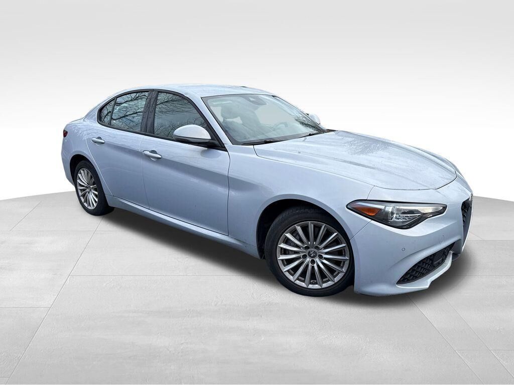 2022 ALFA ROMEO Giulia