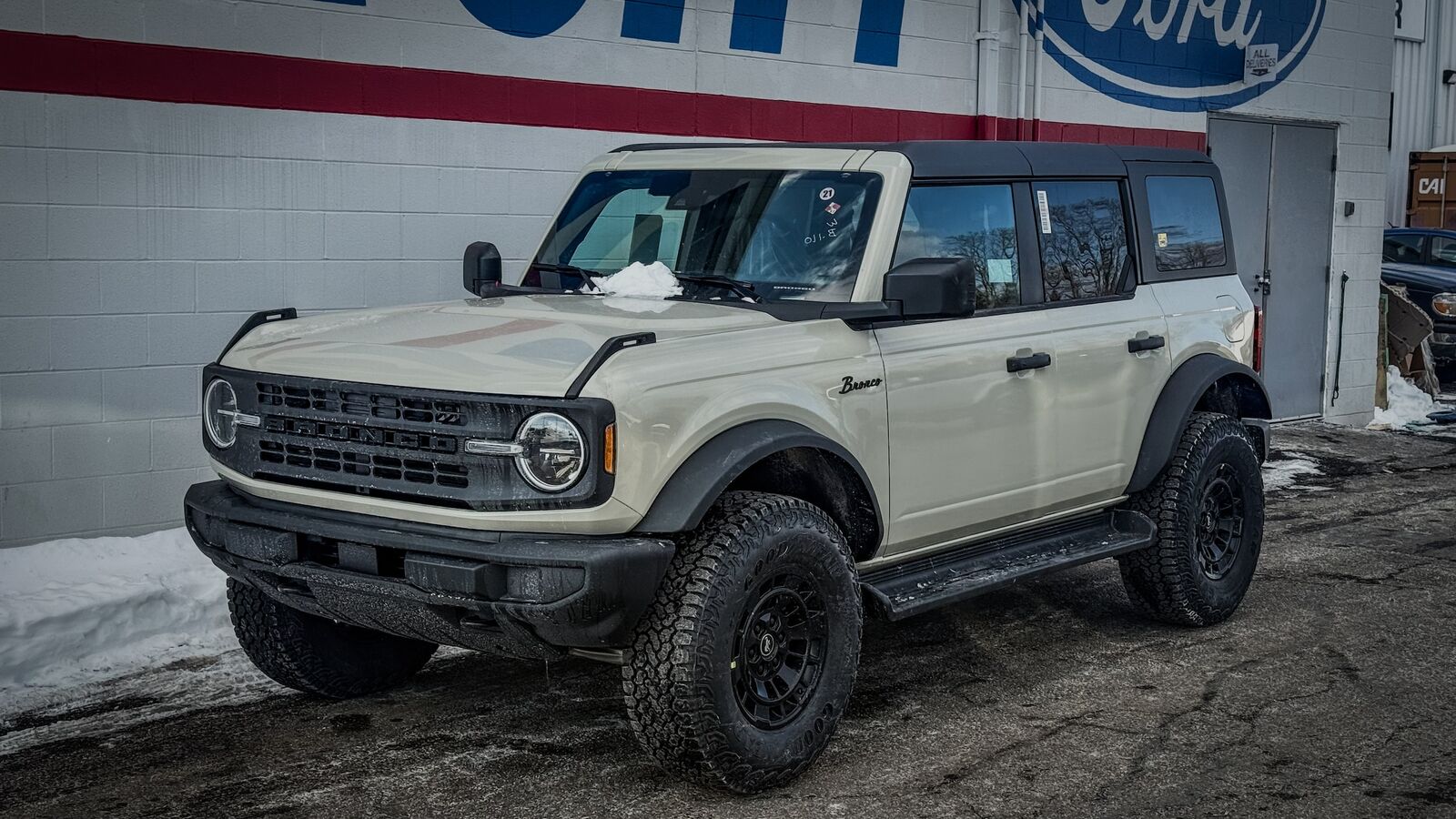 2025 FORD Bronco