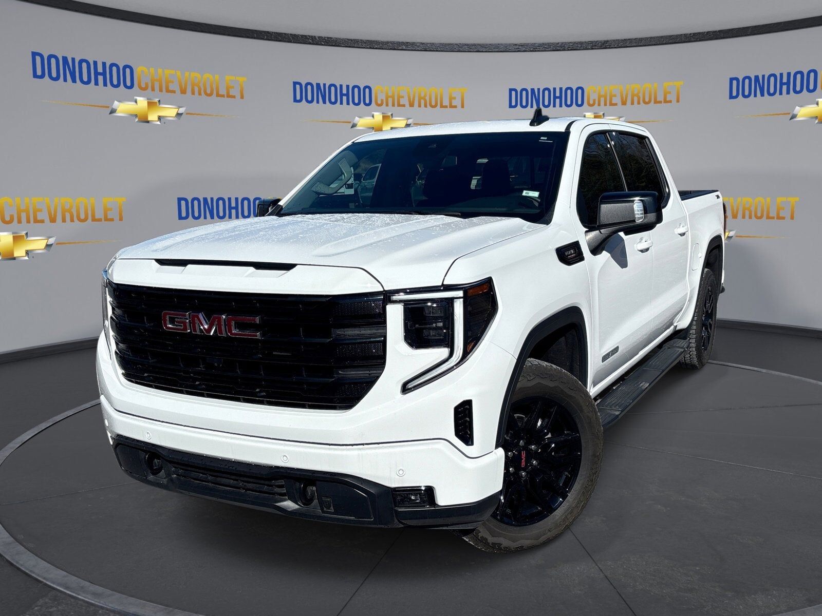 2024 GMC Sierra