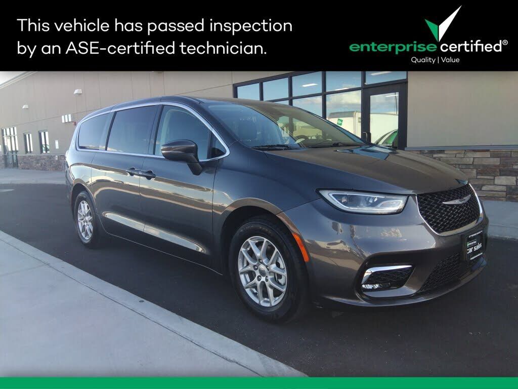 2023 CHRYSLER Pacifica