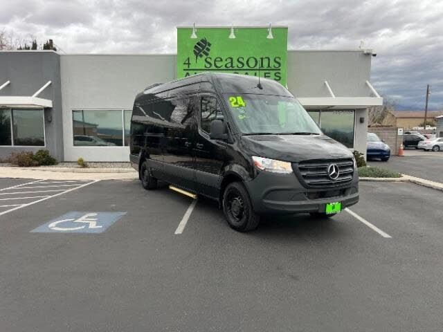 2024 MERCEDES-BENZ Sprinter