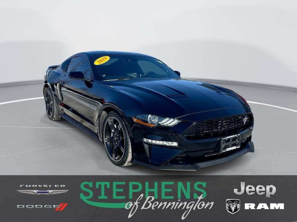 2019 FORD Mustang