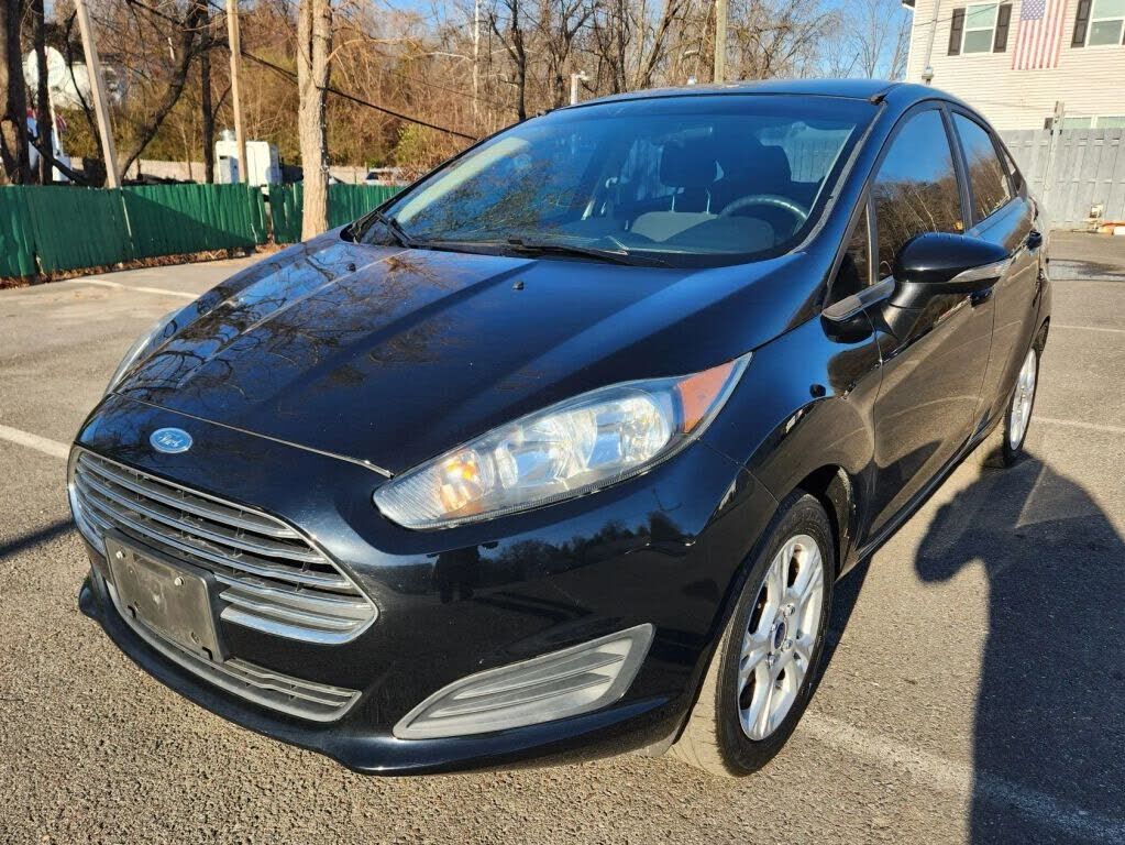 2016 FORD Fiesta