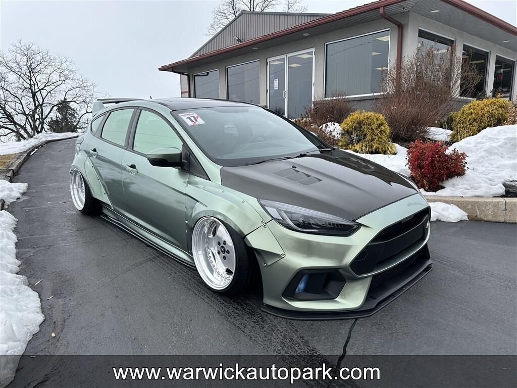 2017 FORD Focus