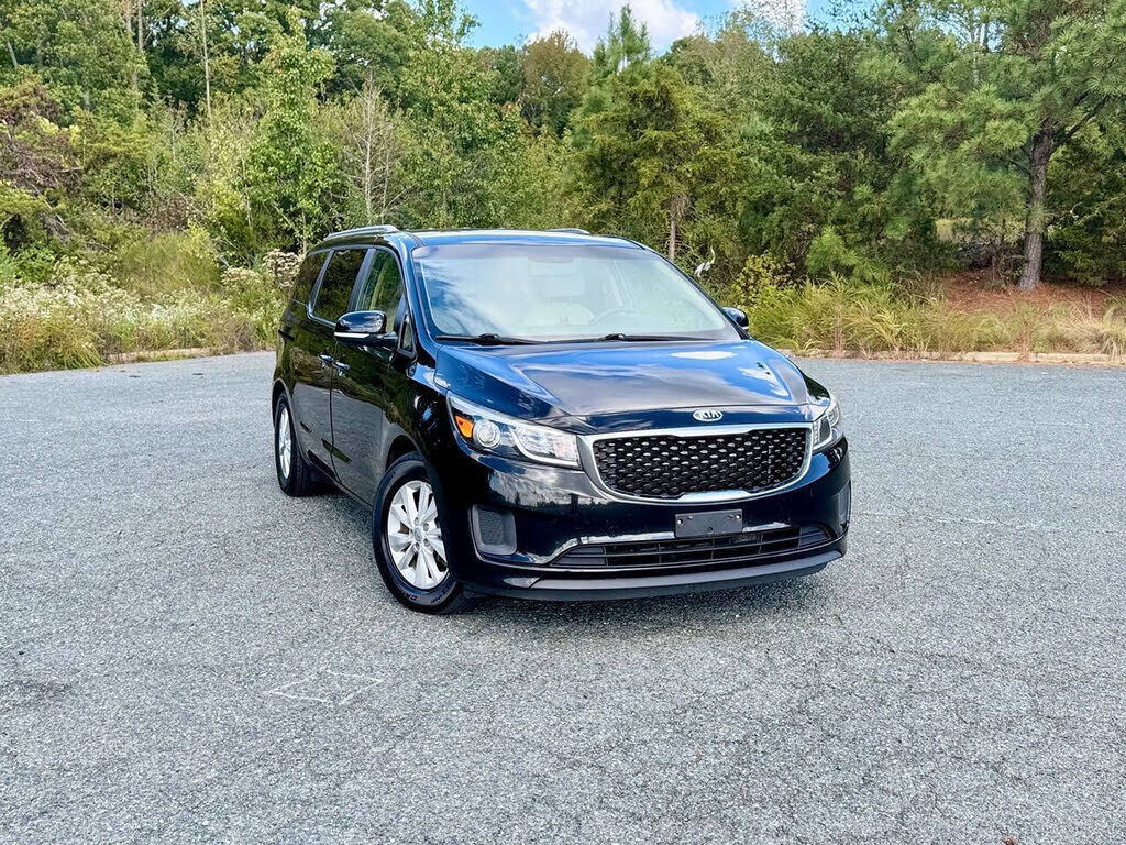 2016 KIA Sedona