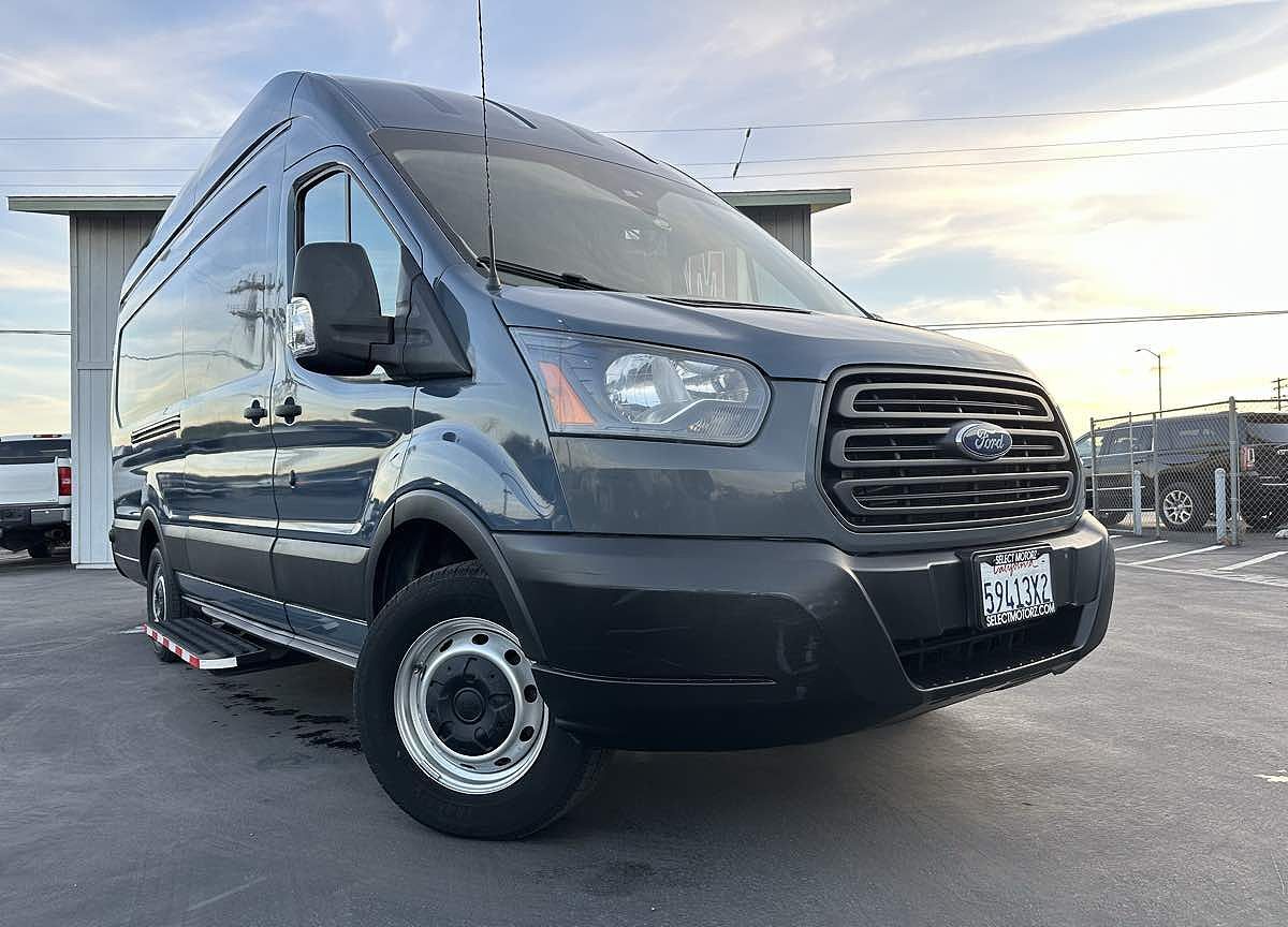 2019 FORD Transit