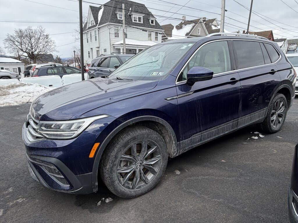 2022 VOLKSWAGEN Tiguan