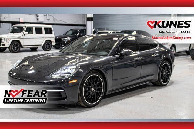 2020 PORSCHE Panamera