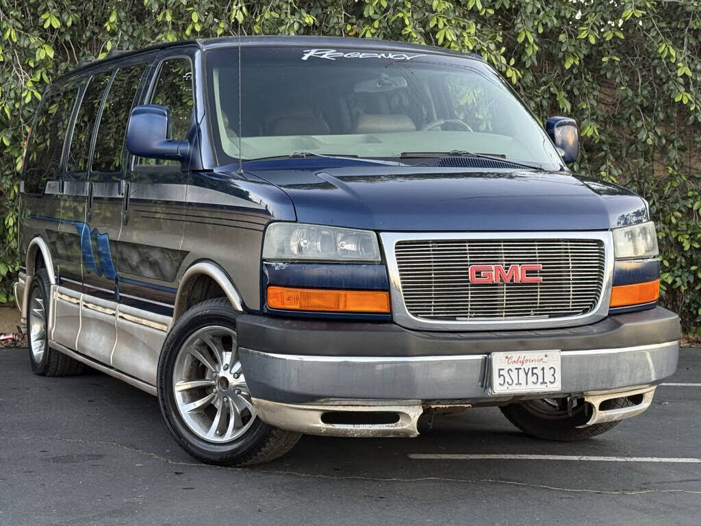 2003 GMC Savana