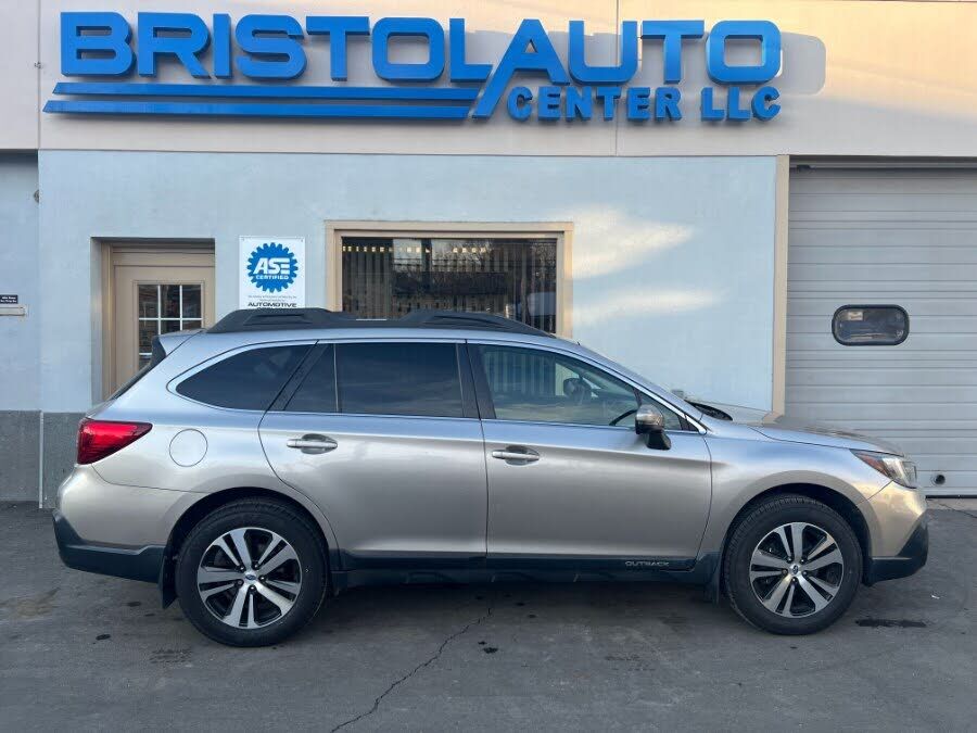 2019 SUBARU Outback