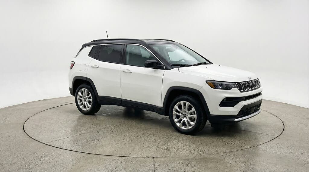 2025 JEEP Compass