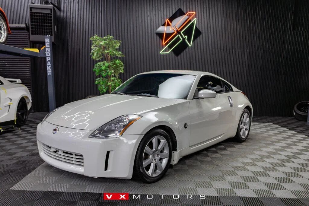 2005 NISSAN 350Z