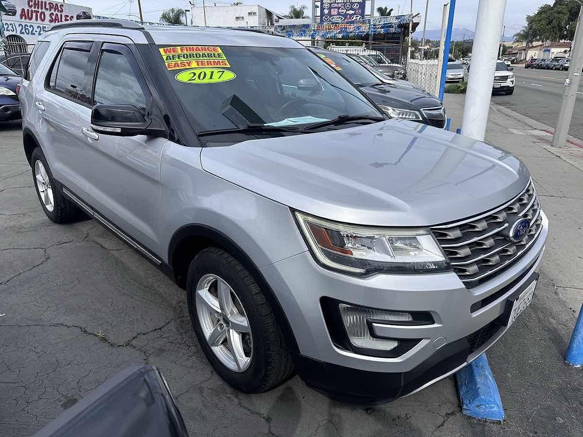 2017 FORD Explorer