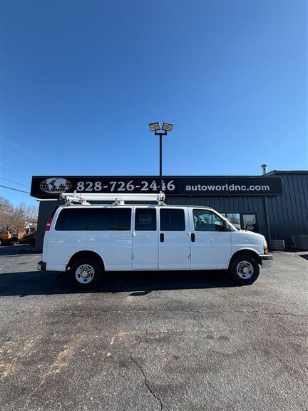 2016 CHEVROLET Express