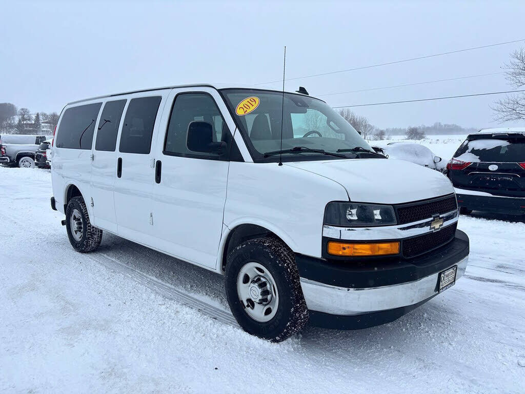 2019 CHEVROLET Express