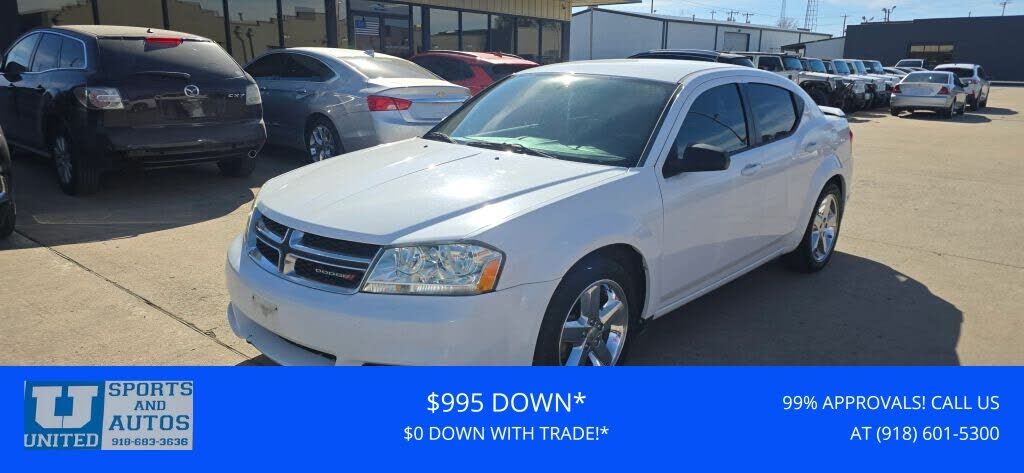 2013 DODGE Avenger