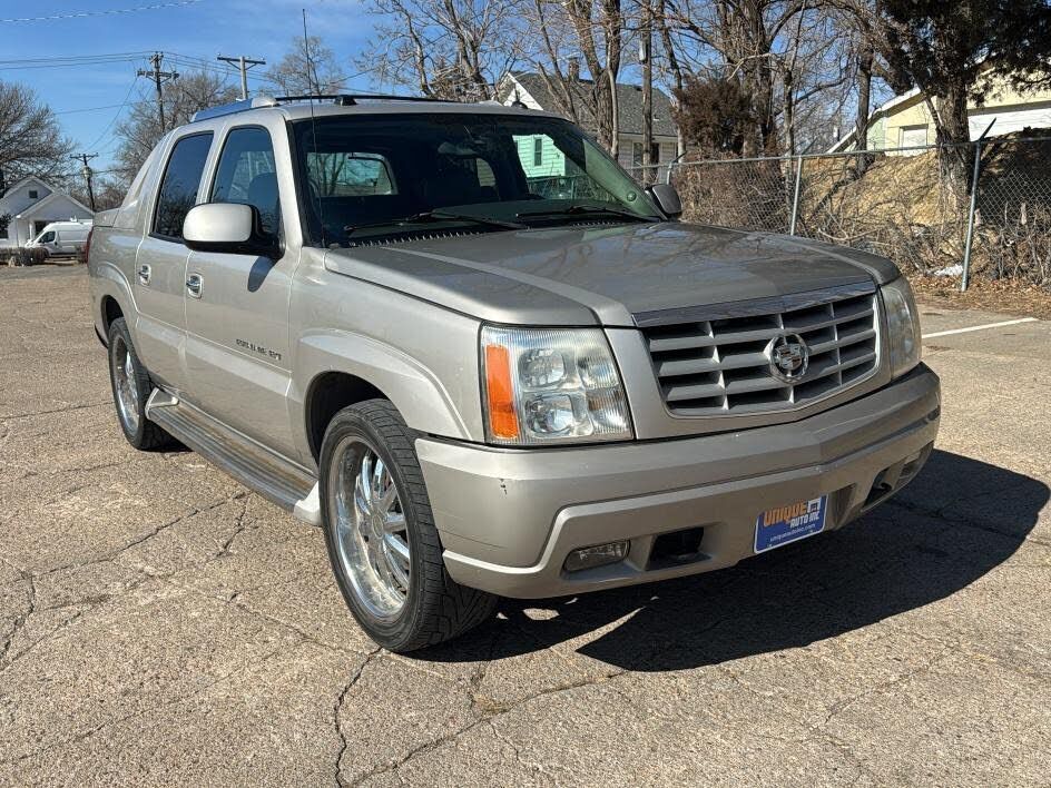 2005 CADILLAC Escalade