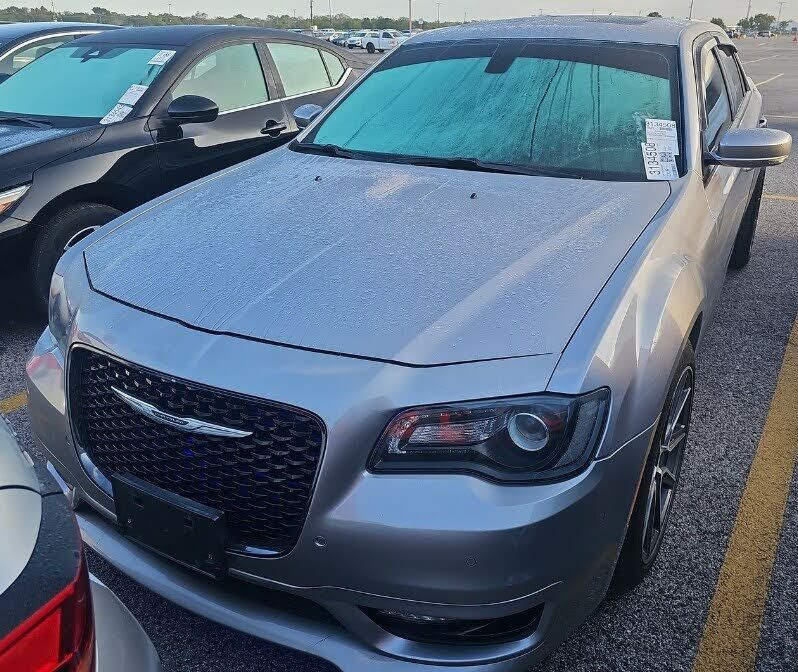 2018 CHRYSLER 300
