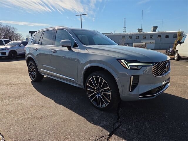 2026 VOLVO XC90