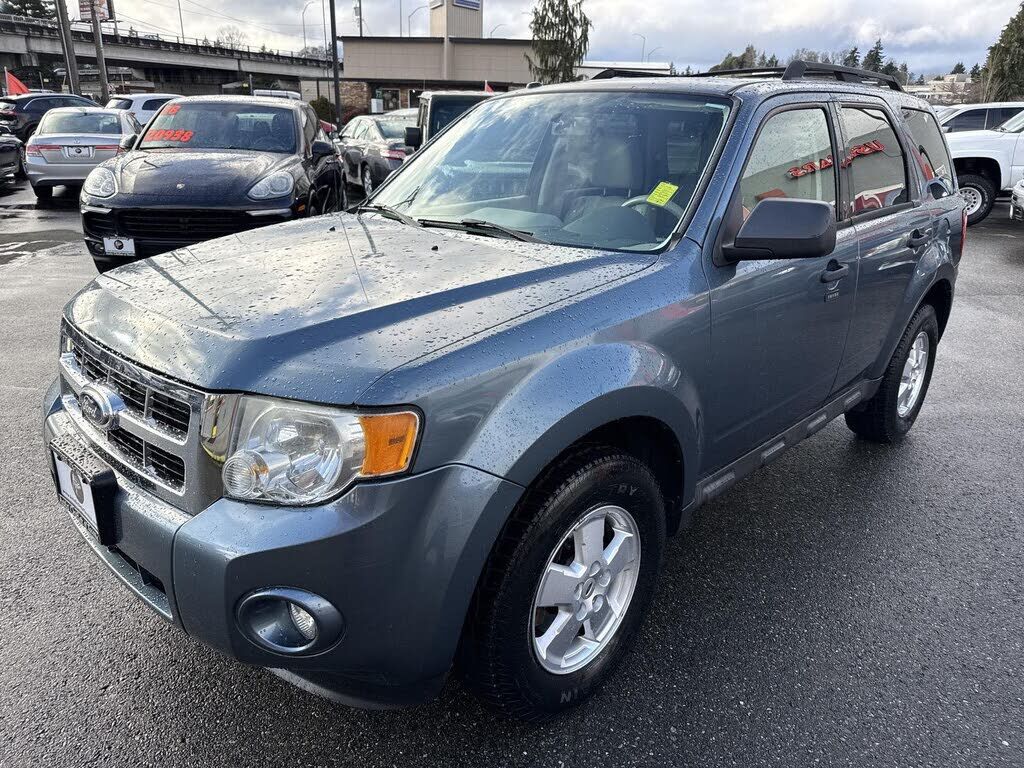 2011 FORD Escape