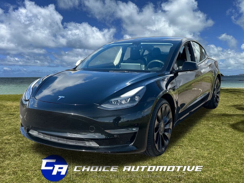 2022 TESLA Model 3