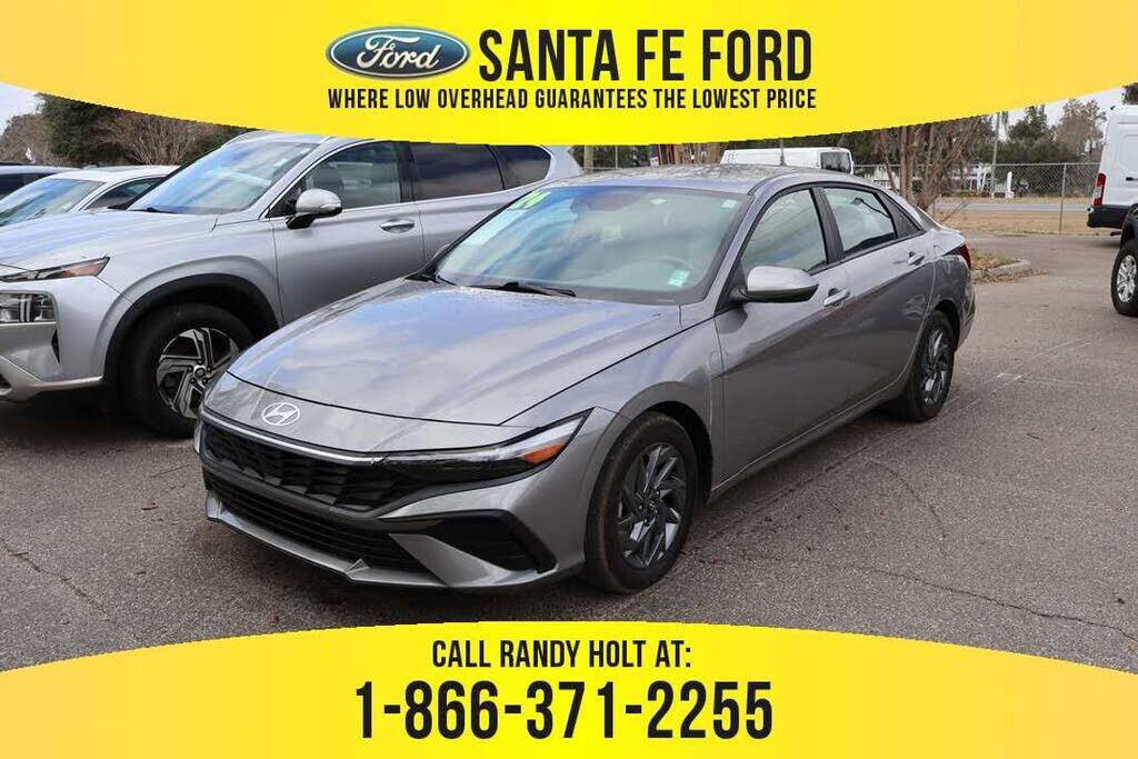 2024 HYUNDAI Elantra