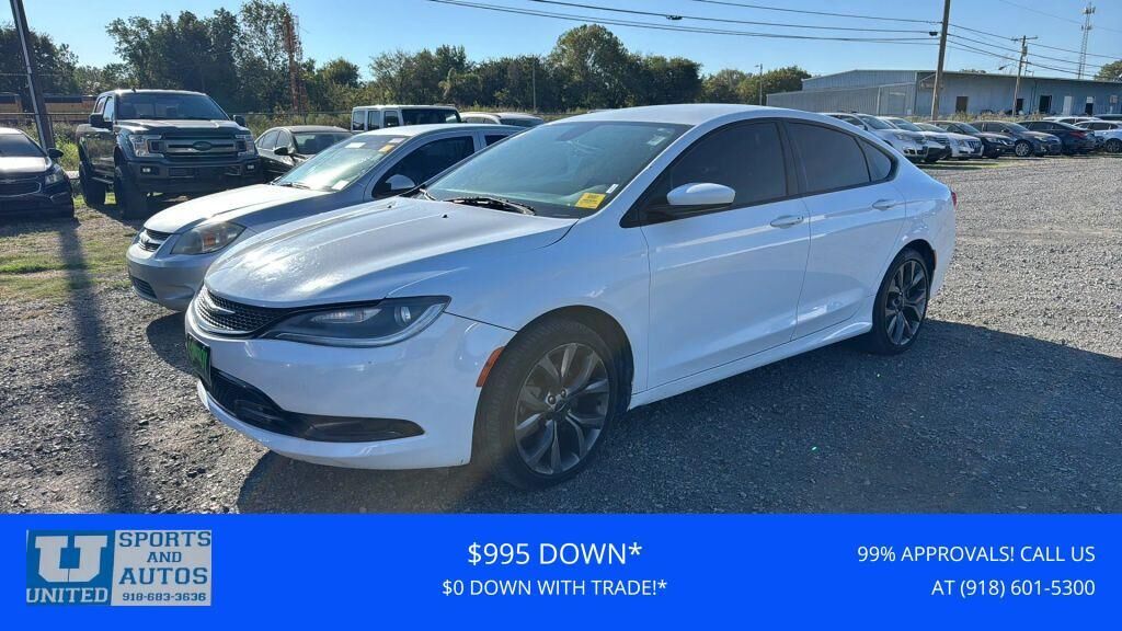 2015 CHRYSLER 200