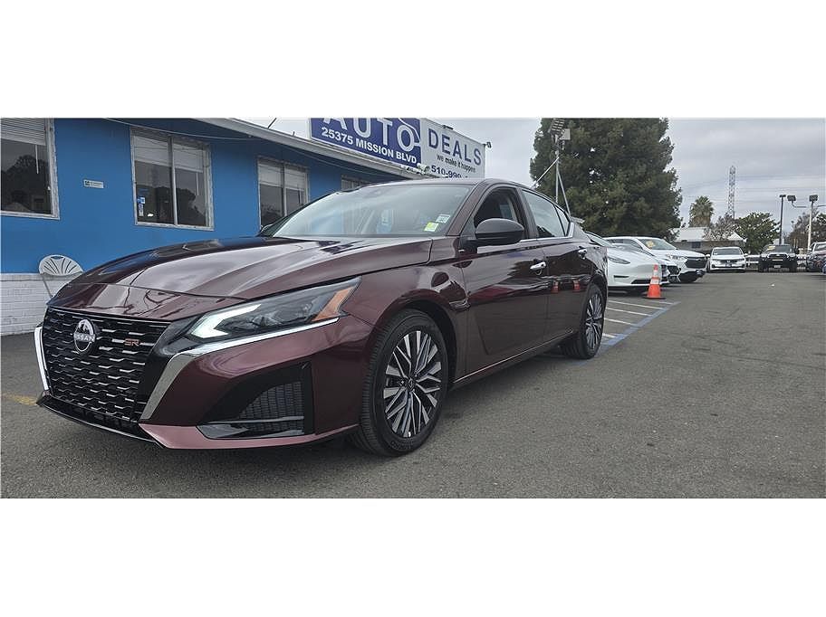 2025 NISSAN Altima