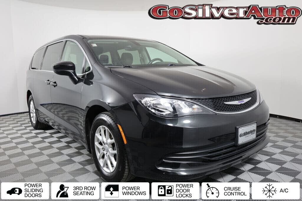 2017 CHRYSLER Pacifica