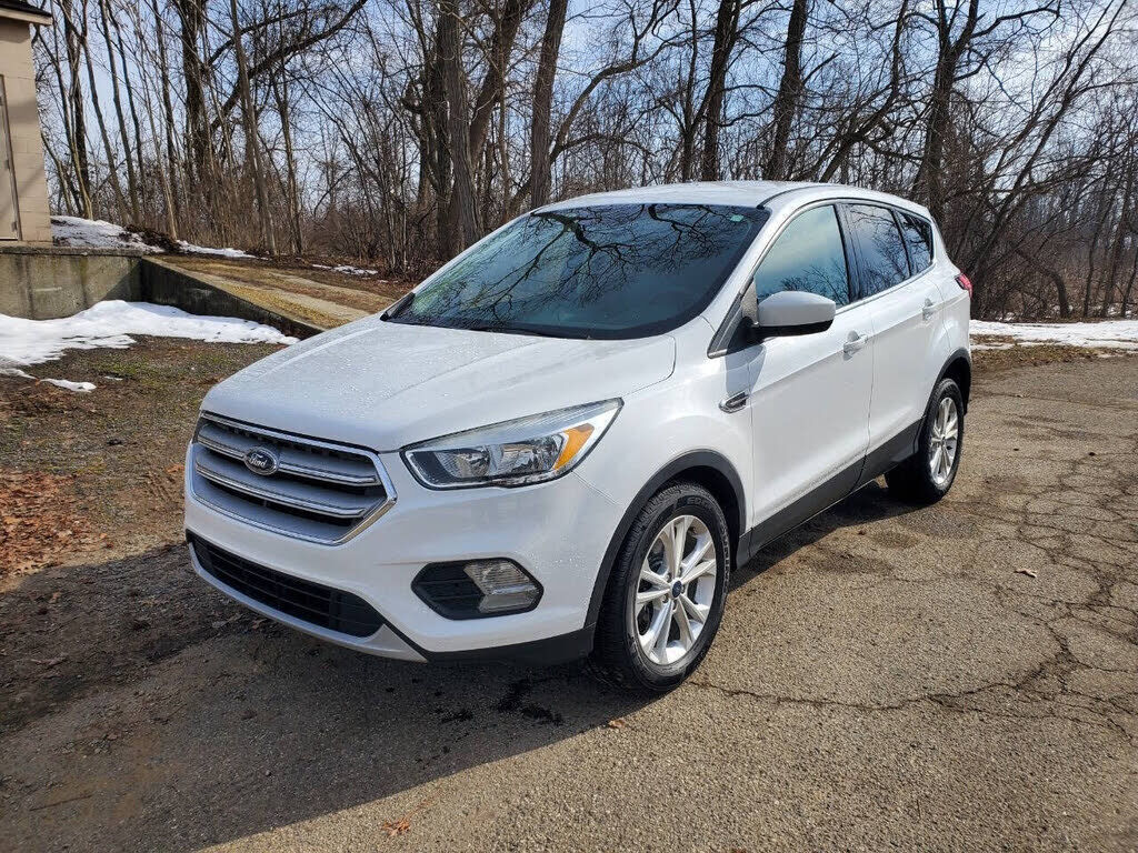 2019 FORD Escape