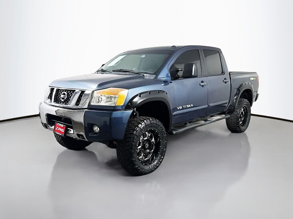 2014 NISSAN Titan