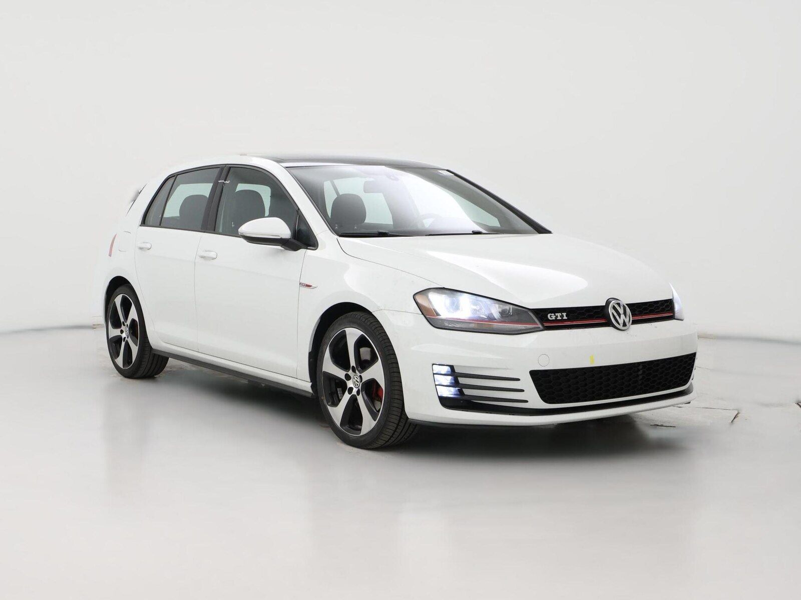 2016 VOLKSWAGEN Golf GTI