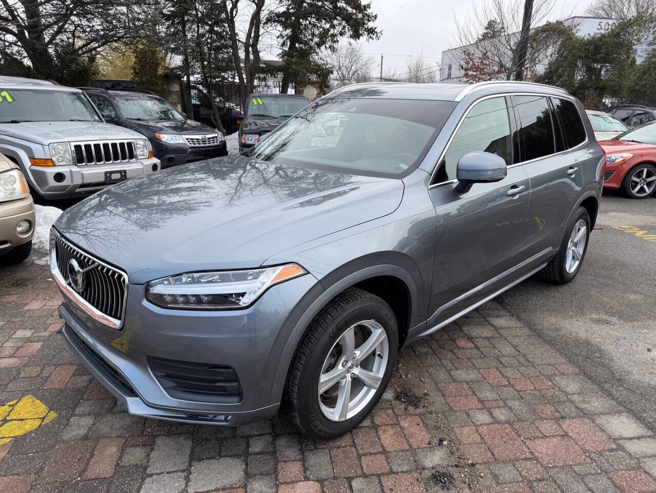 2020 VOLVO XC90