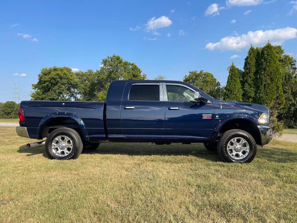 2012 DODGE Ram