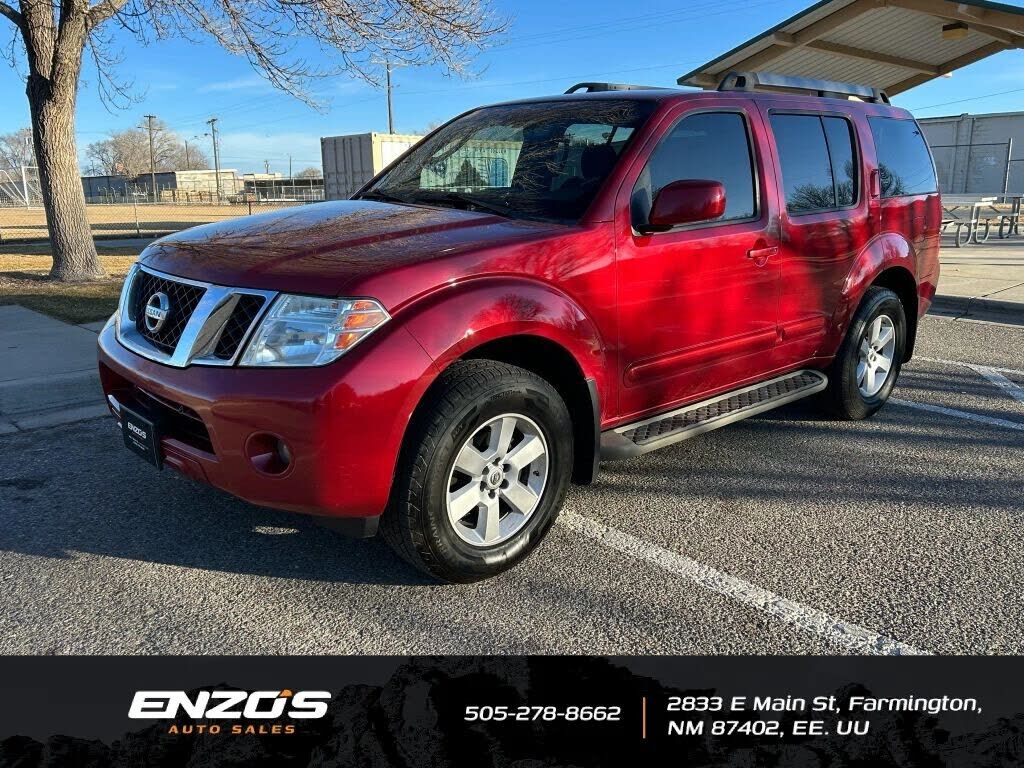 2011 NISSAN Pathfinder