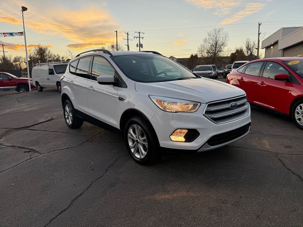 2018 FORD Escape