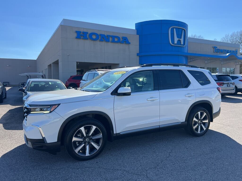 2023 HONDA Pilot