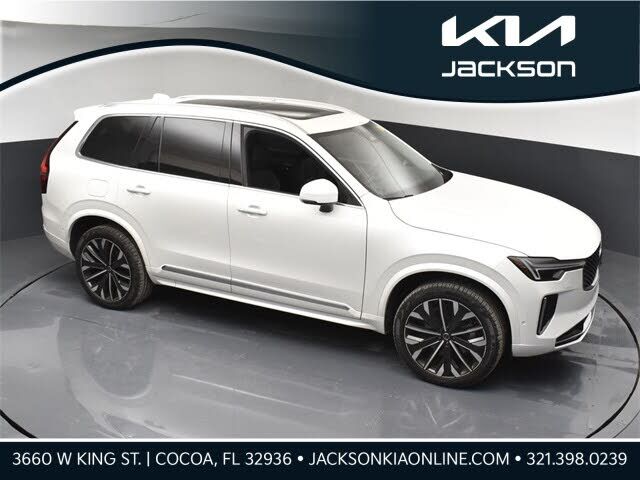 2025 VOLVO XC90