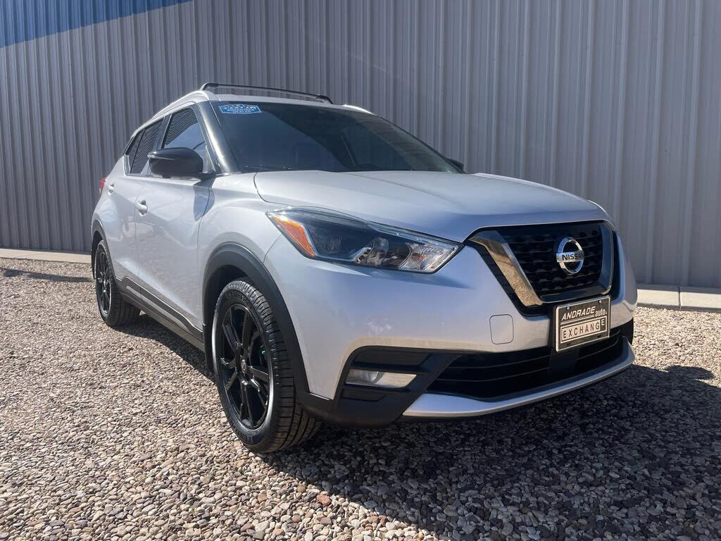 2020 NISSAN Kicks