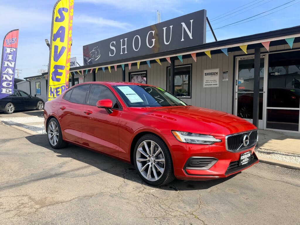 2019 VOLVO S60