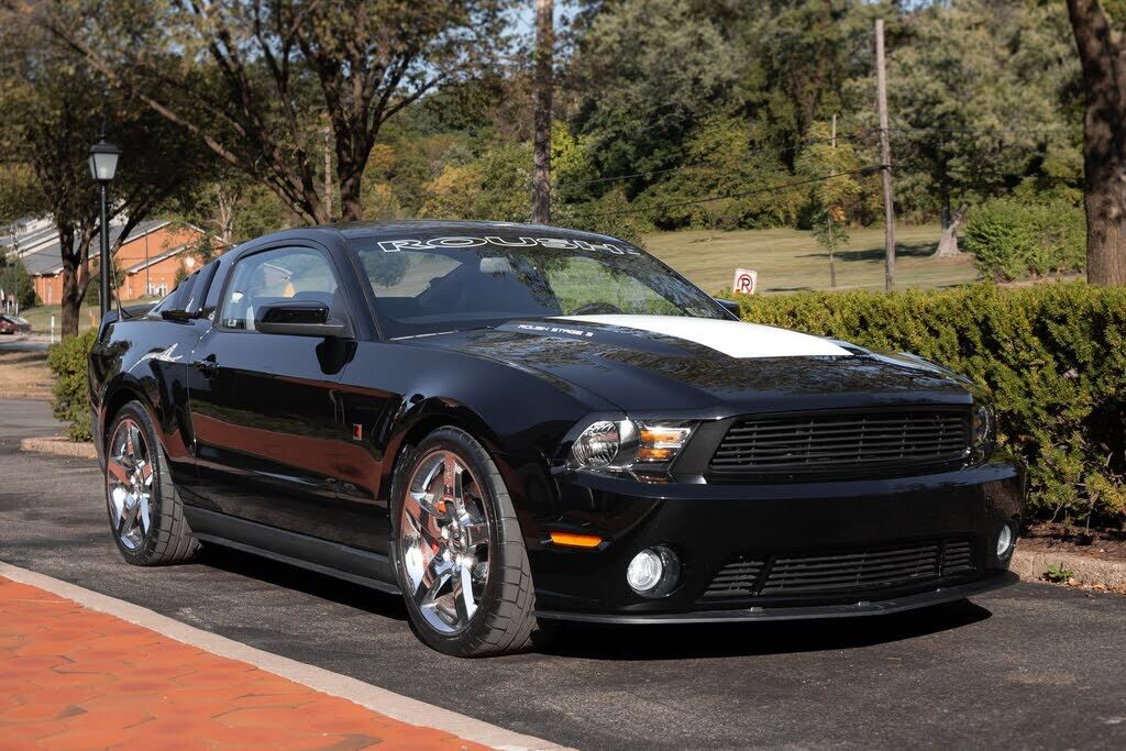 2010 FORD Mustang