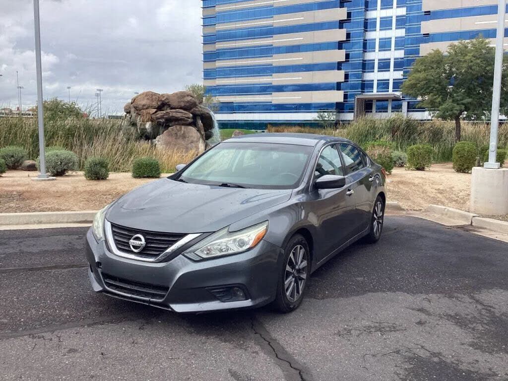 2017 NISSAN Altima