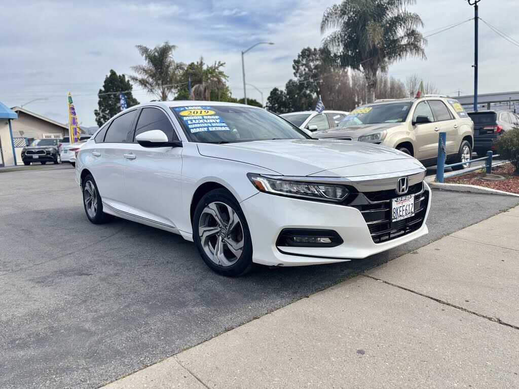 2019 HONDA Accord