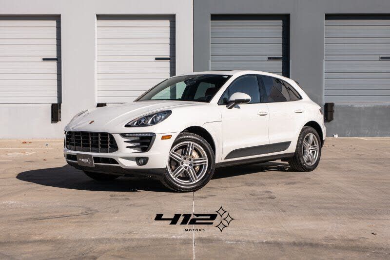 2018 PORSCHE Macan
