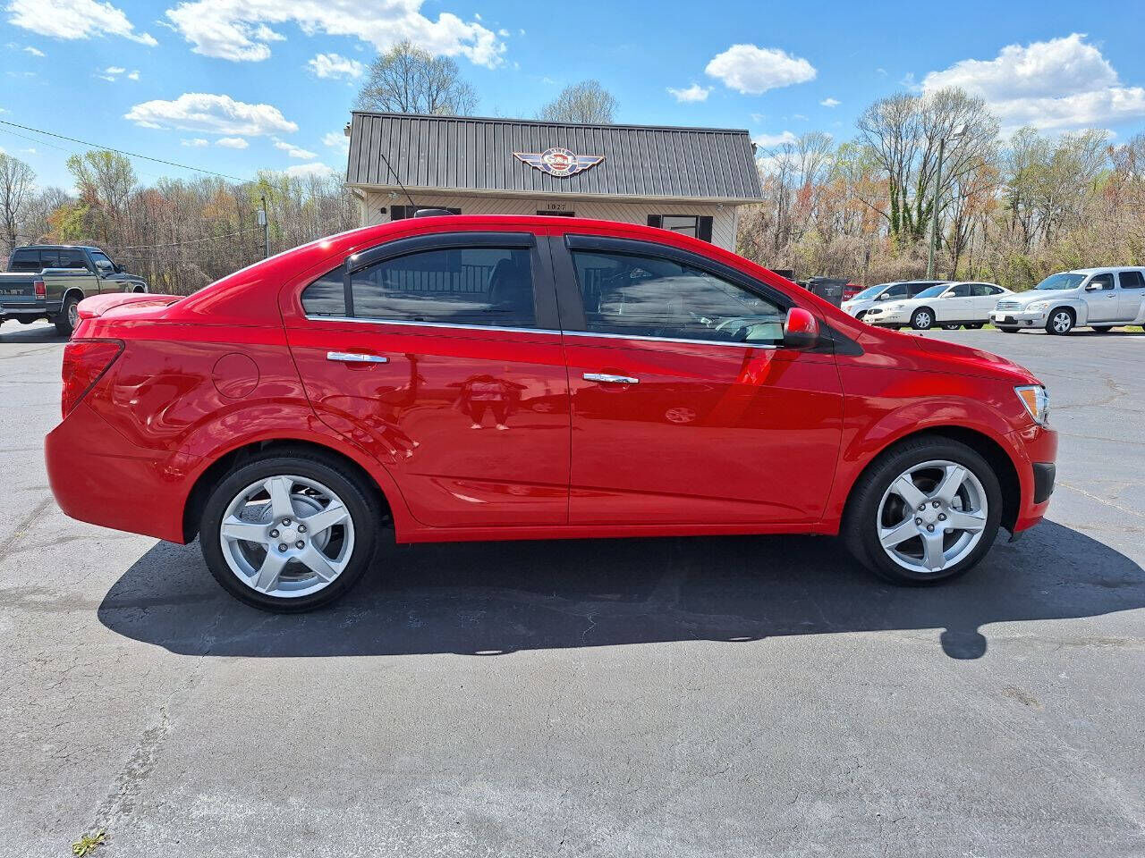 2016 CHEVROLET Sonic