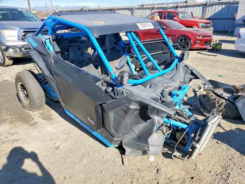 2019 CAN-AM Maverick X3