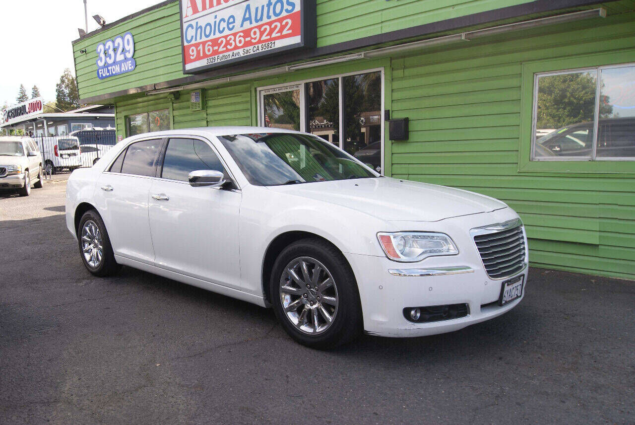 2012 CHRYSLER 300