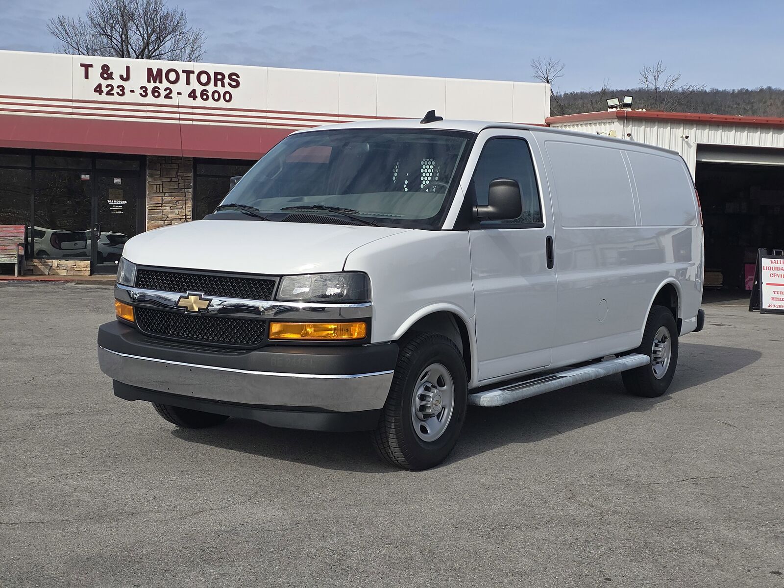 2024 CHEVROLET Express